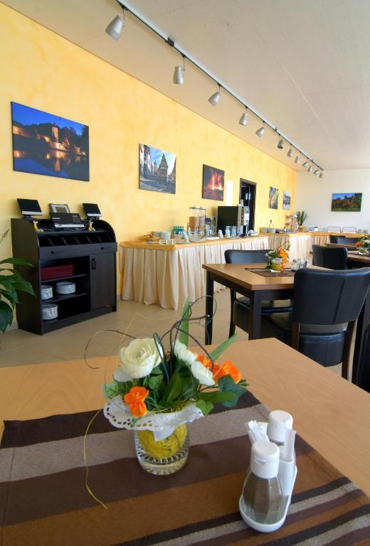Hotel Frankenhoehe Aurach Ngoại thất bức ảnh
